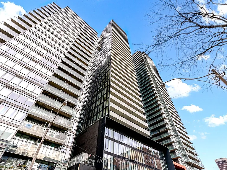 28 Wellesley St E #1606 — Photo 1