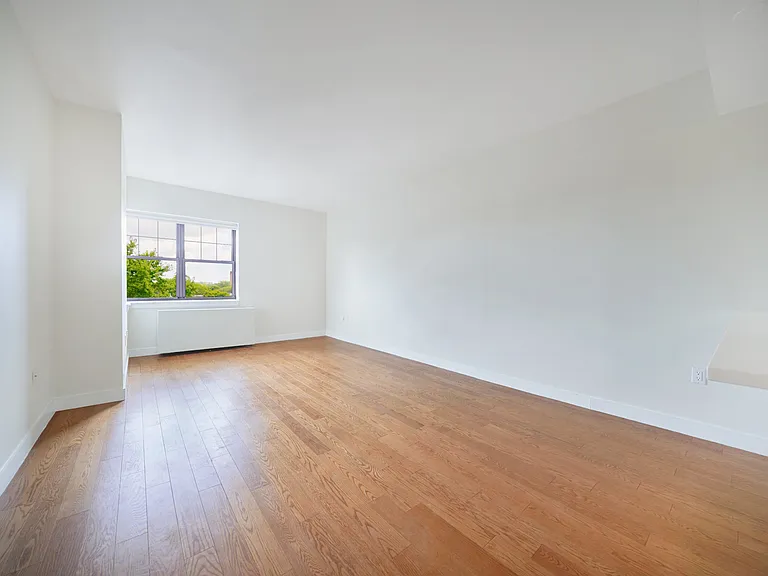 75-25 153rd St #508 — Photo 5