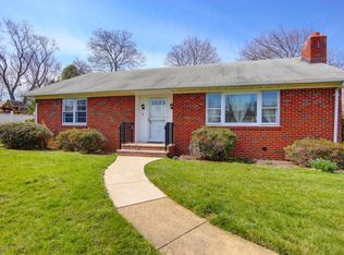 22 Telegraph Hill Rd, Holmdel, NJ 07733