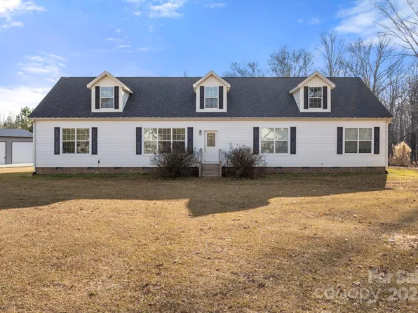 4290 Palmer Lloyd Rd, Lancaster, SC 29720