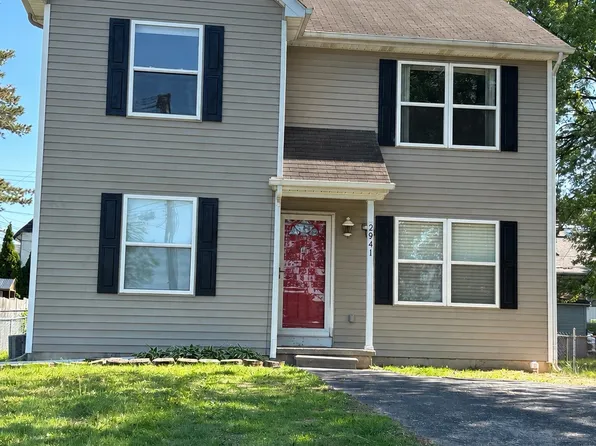 2941 Beland Ave, Keego Harbor, MI 48320