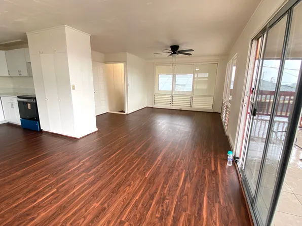 2448 Kawohi Pl, Honolulu, HI 96819