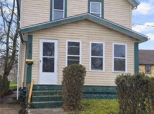924 Lane St, Akron, OH 44307