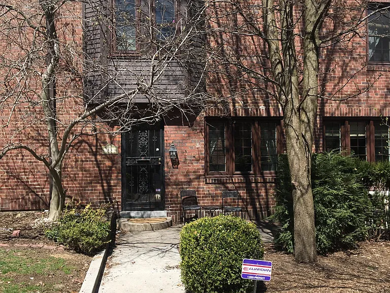 555 S Negley Ave #13 — Photo 15