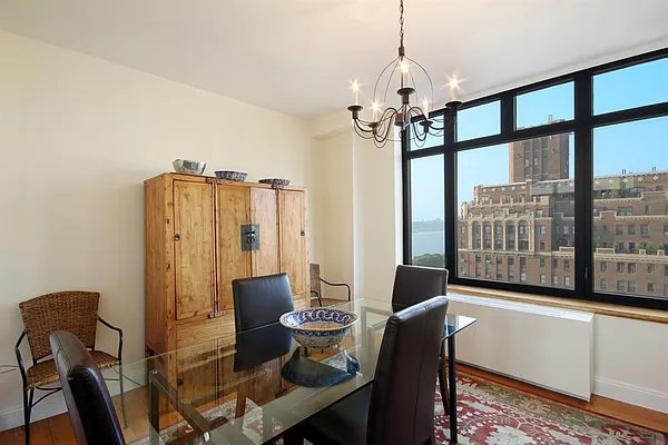 Sold by Corcoran | media 3