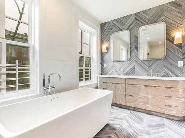 206 8th Street image 25 of 35