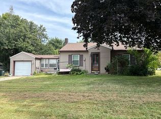 425 Division St, Waterville, MN 56096