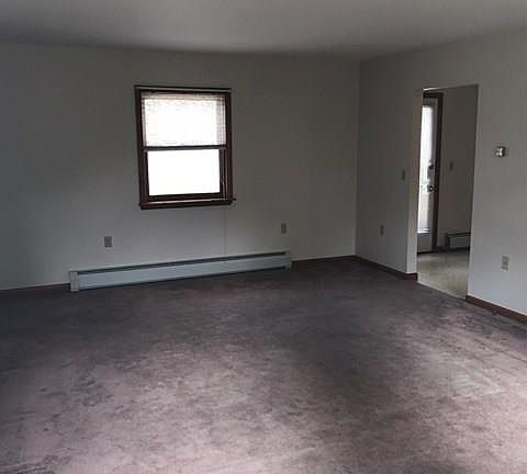 3rd image of 3526 Michigan Ave #A
