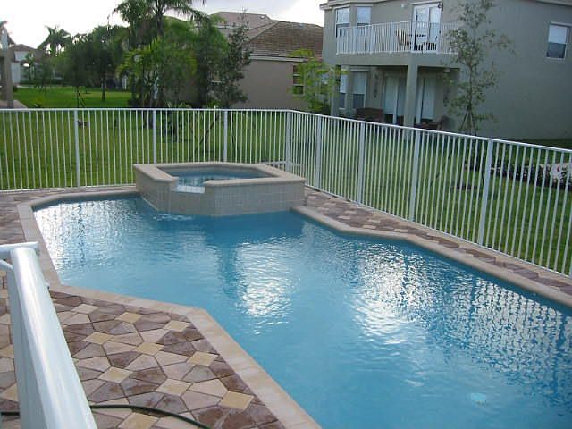 Heated Jacuzzi and Swimming Pool
