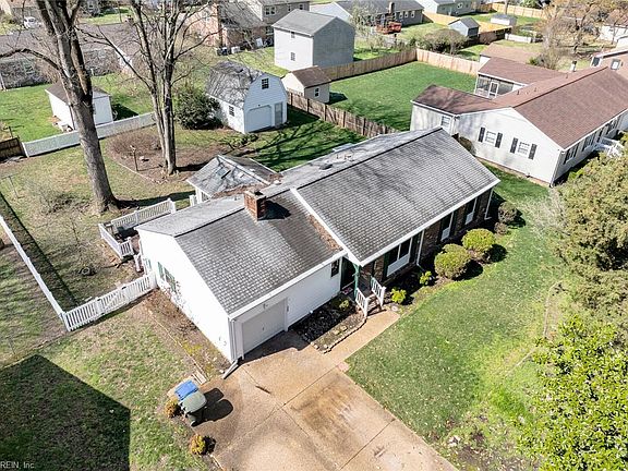 2nd image of 1227 Moyer Rd