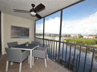 271 Southbay Dr APT 235, Naples, FL 34108