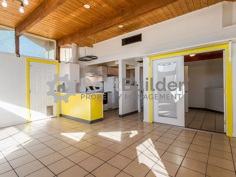1605 Coal Ave SE — Photo 17
