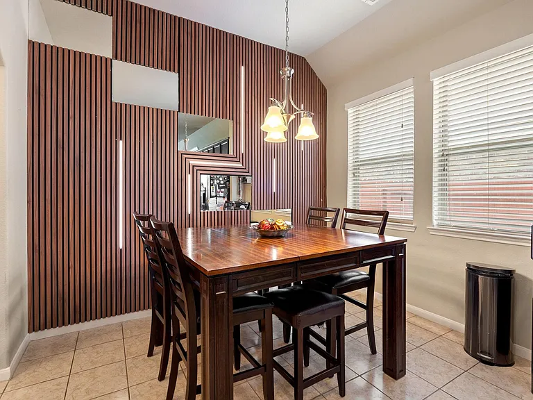 9131 Basin Ridge Ln — Photo 7