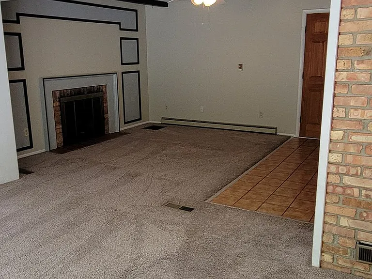 3915 S Orchard Ct — Photo 40