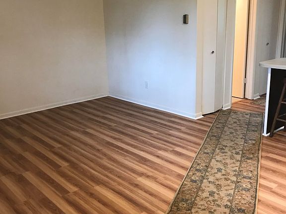 4th image of 3000 Colorado Ave APT B207