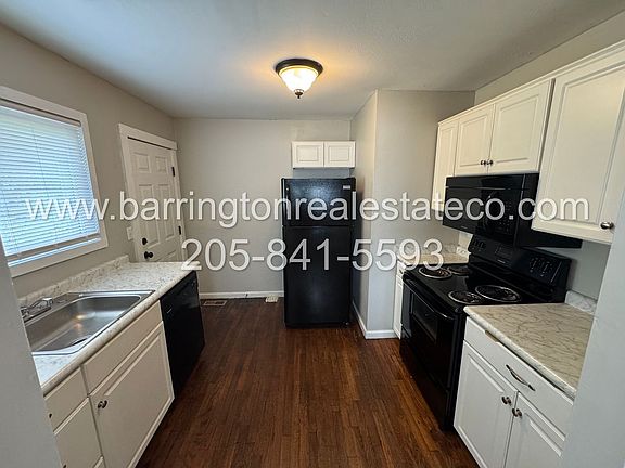 3rd image of 2856 Valley View Cir