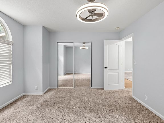 4th image of 14279 Carnegie Rd