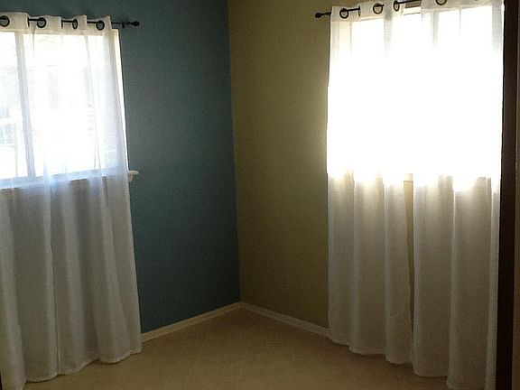 2nd image of 10700 Lazy Oaks Dr