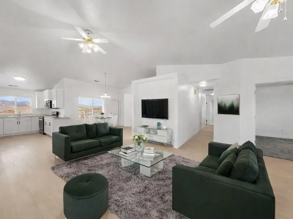 250 E 970 N, Hurricane, UT 84737