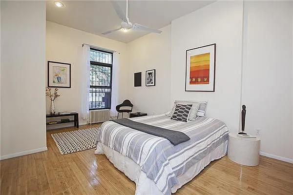 Sold by Space Marketing Shop | media 17