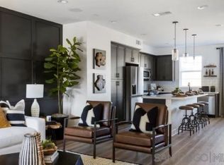 2204 N Ava Gln #205, Escondido, CA 92025