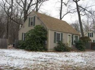 133 Vera St, Warwick, RI 02886