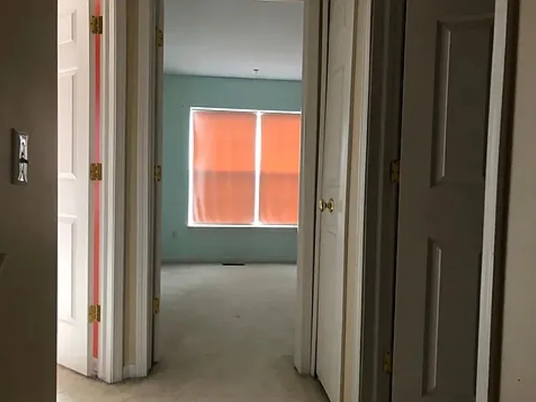 560 Superior Pkwy — Photo 16