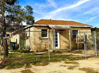 1574 Riverside Dr, Barstow, CA 92311