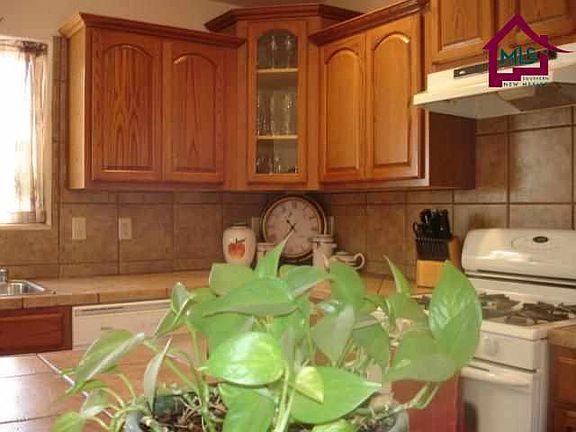 5th image of 4234 Trillium Dr