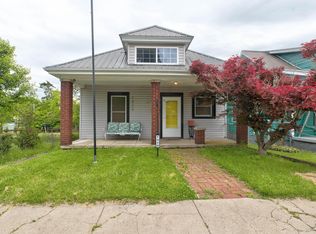 1920 Brent St, Paris, KY 40361