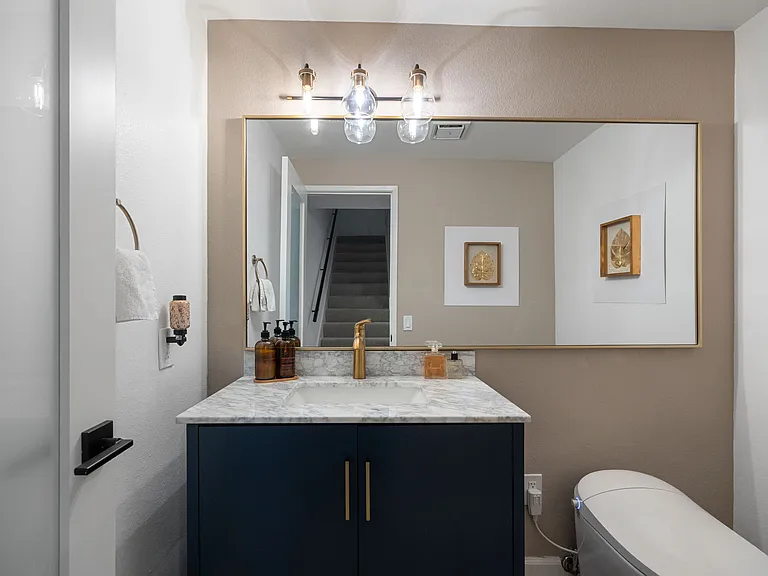17165 Palisades Cir — Photo 16