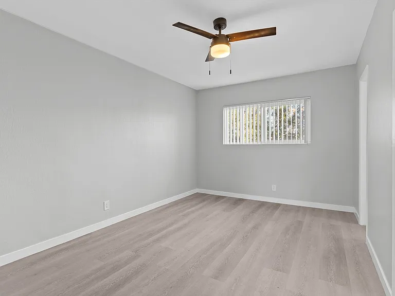 12602 Kensington Lane — Photo 15