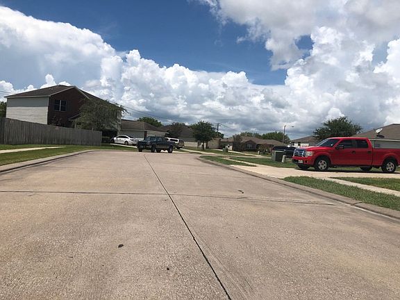 4th image of 9216 Mackerel Dr