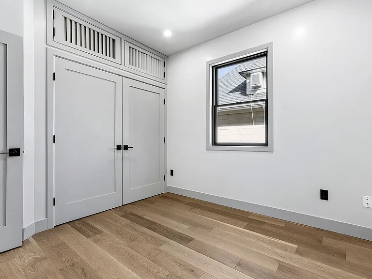 388 Warburton Ave #2 — Photo 4