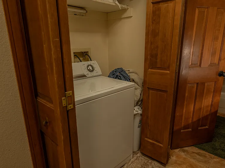 111 Red Rock Ct — Photo 10