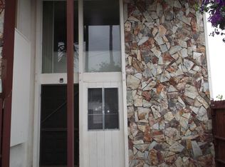 418 Palm Dr, Vista, CA 92084