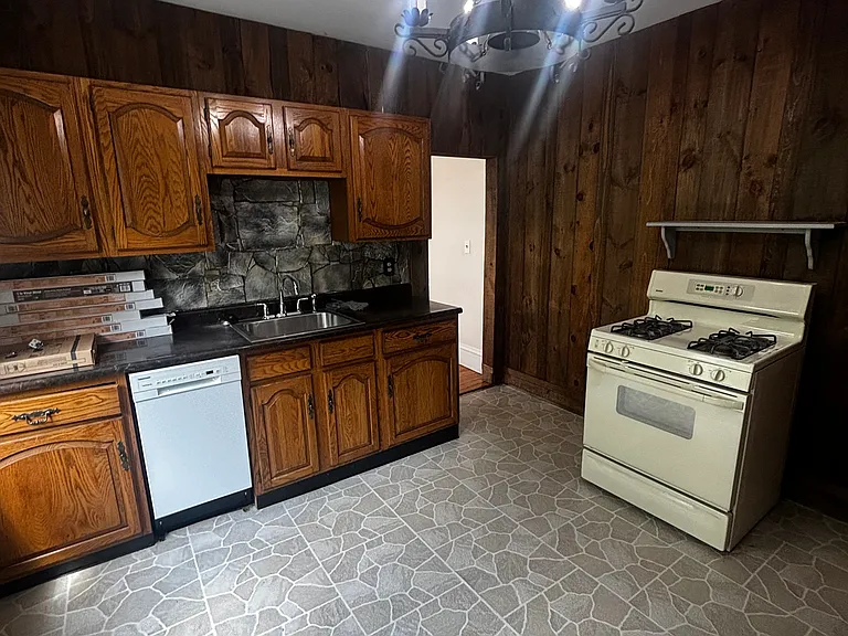 5 Aldie St #1 — Photo 20