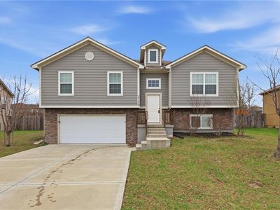 17170 Kill Creek Rd, Gardner, KS, 66030