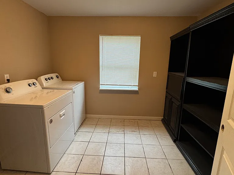 3222 Carey St — Photo 14