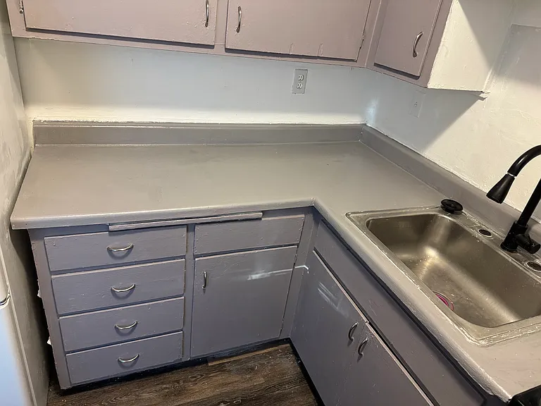 Kitchen counter