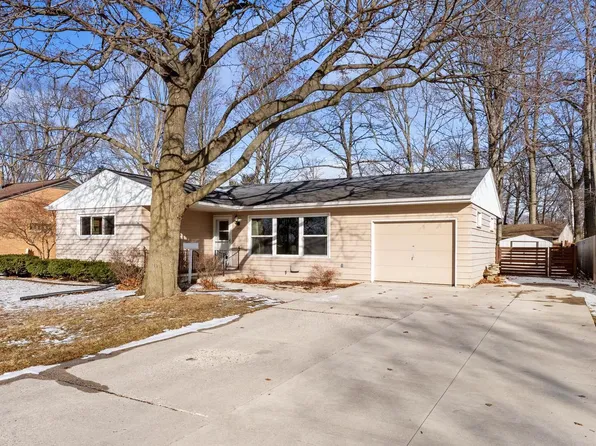 1433 North 23rd STREET, Manitowoc, WI 54220