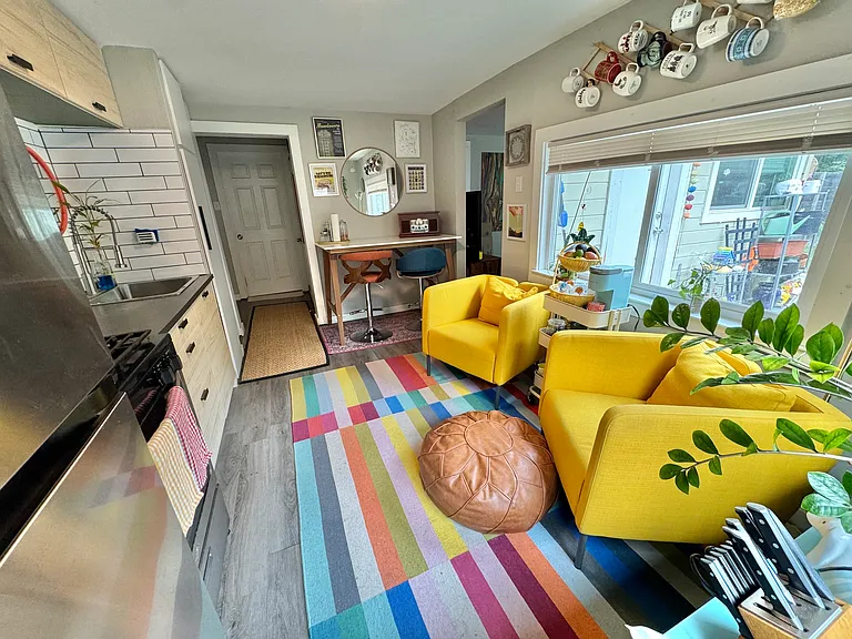 314 W 37th St #B — Photo 12