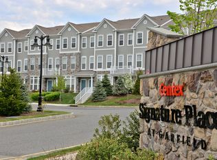 12 Aster Ln, Garfield, NJ 07026