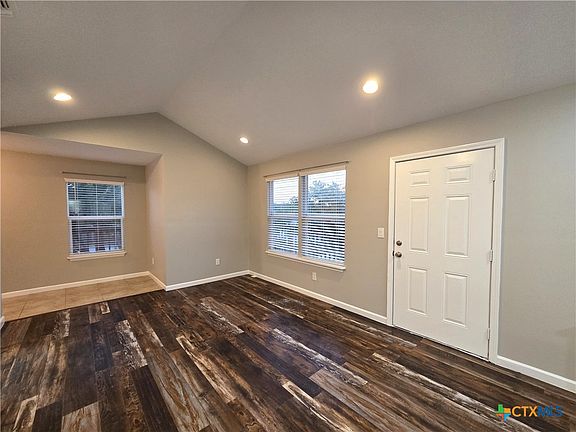 2nd image of 408 Clay Rdg