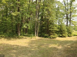 15588 220th St, Milaca, MN 56353