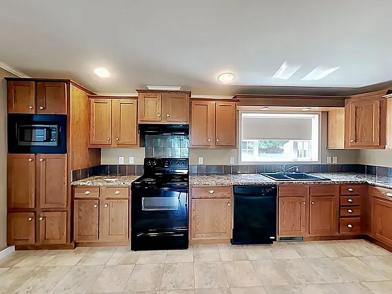 902 Baltimore Rd — Photo 15