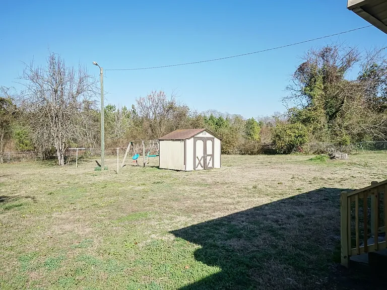 307 Olivia Ln — Photo 4