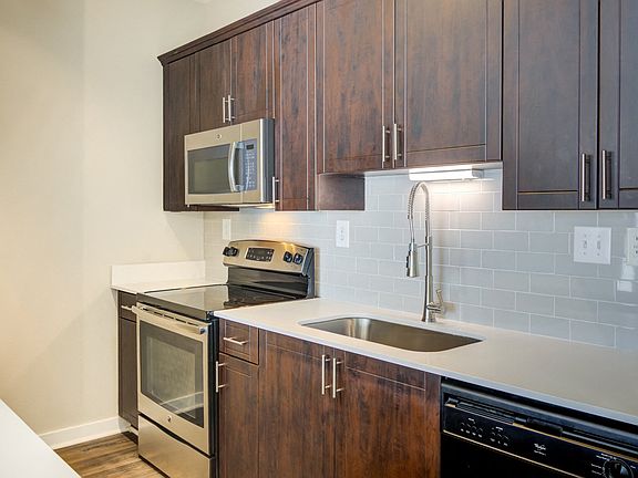 5th image of 855 W Peachtree St NW #1201