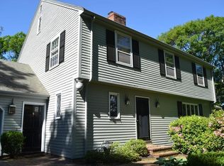 18 Hickory Hill Rd, Manchester, MA 01944