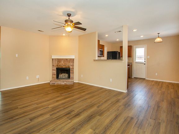 3rd image of 5708 Talons Crest Cir